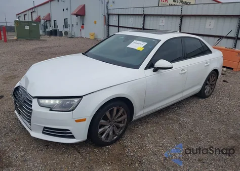2017 Audi A4 2.0T Ultra Premium z USA, uszkodzony, nr VIN WAUGMAF43HN063169
